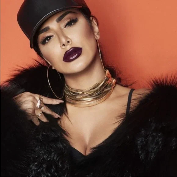 Huda Bawse Demi Matte Cream Lipstick NIB - Picture 7 of 8